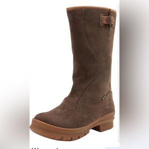 KEEN
Willamette Boots -ladies size 7